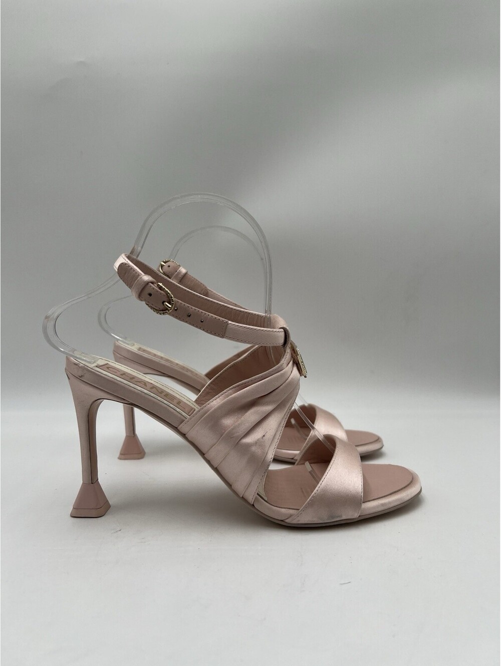 Women’s Chanel satin sandals with crystal CC logo Light Pink Size 38.5